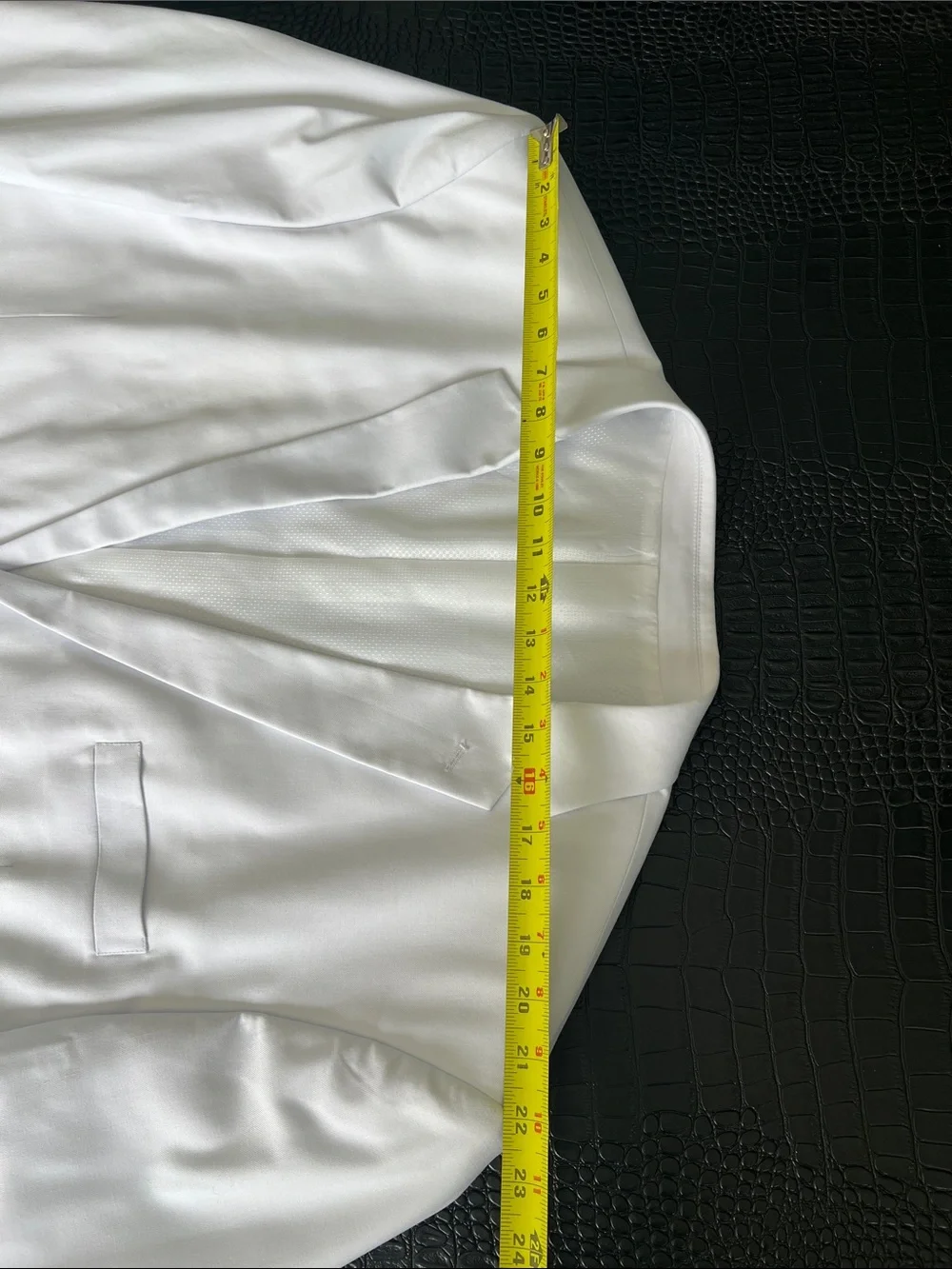 Tailored White Single-Breasted Blazer - Classic Men's Sport Coat